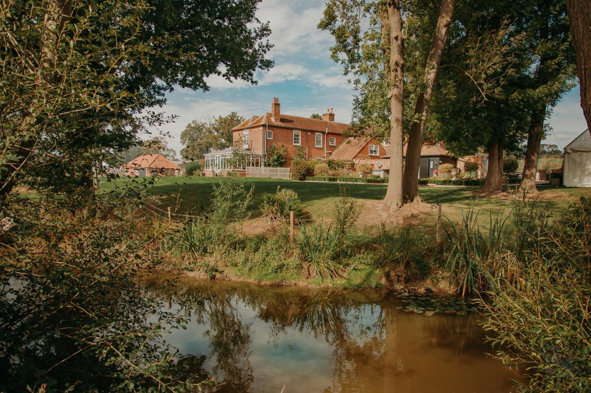 B&B Downham Hall Уикфорд Екстериор снимка
